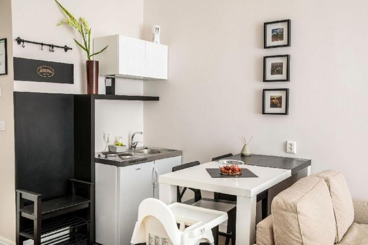 Homerent Dream Apartment Novi Sad Bagian luar foto